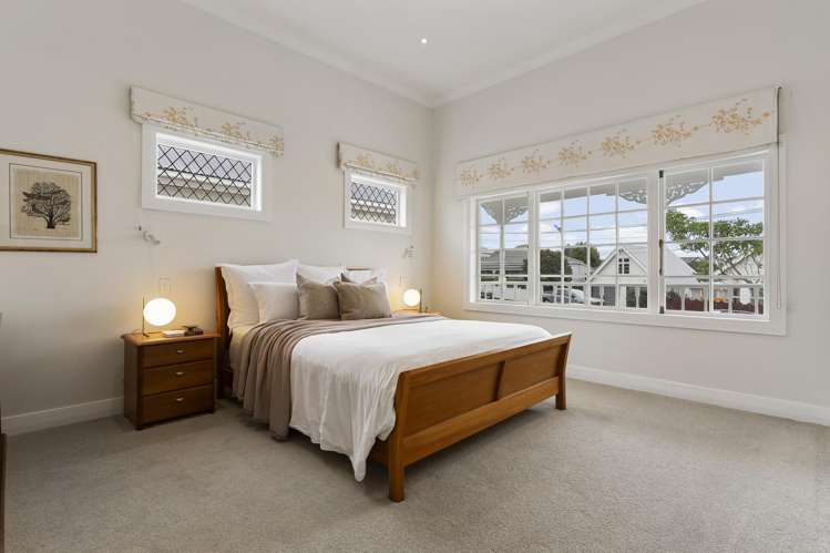 8 Kiwi Road Devonport_12