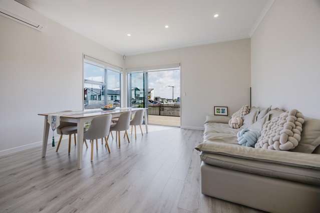 16 Taiororua Avenue Massey_2