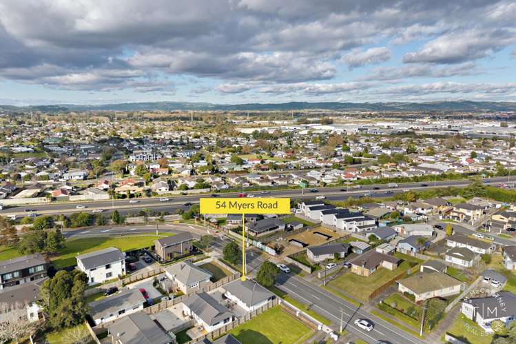 54 Myers Road Manurewa East_16