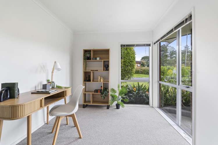 1 Neaptide Close Red Beach_18