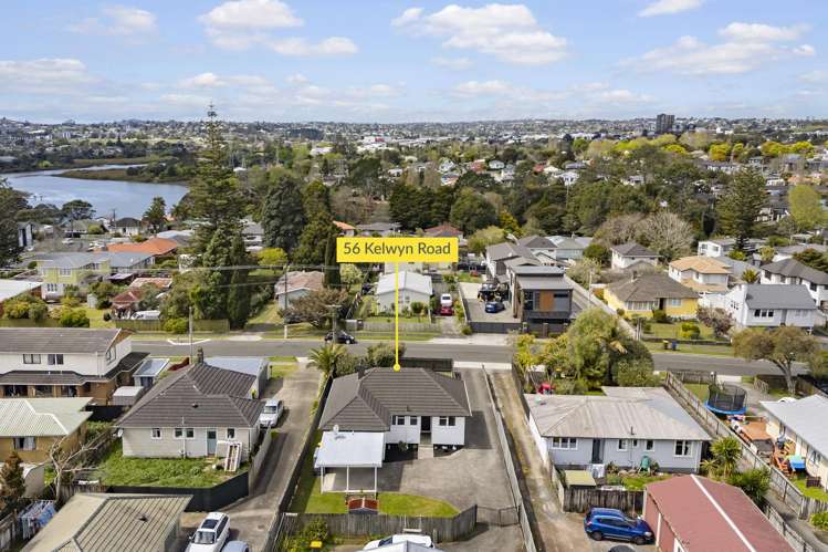 56 Kelwyn Road Kelston_21