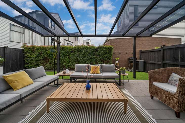 4 Manahau Lane Flat Bush_1