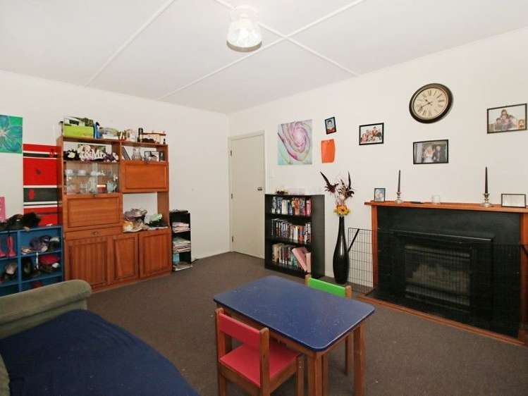 18 Collins Crescent Feilding_4