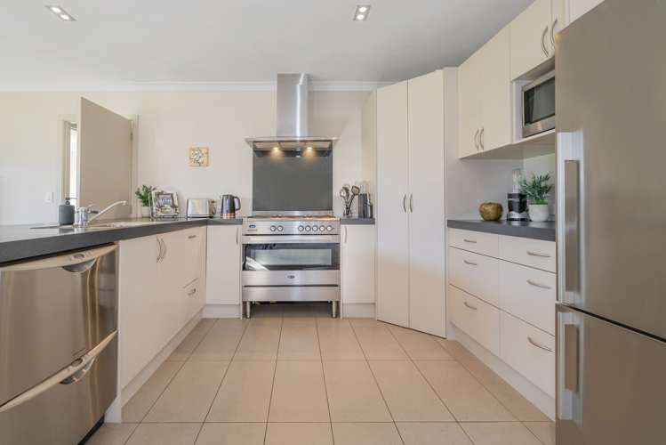 75 Cholmondeley Crescent Whitianga_9