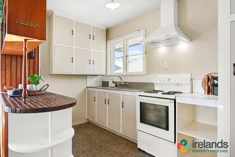 42 Russley Road Russley_5