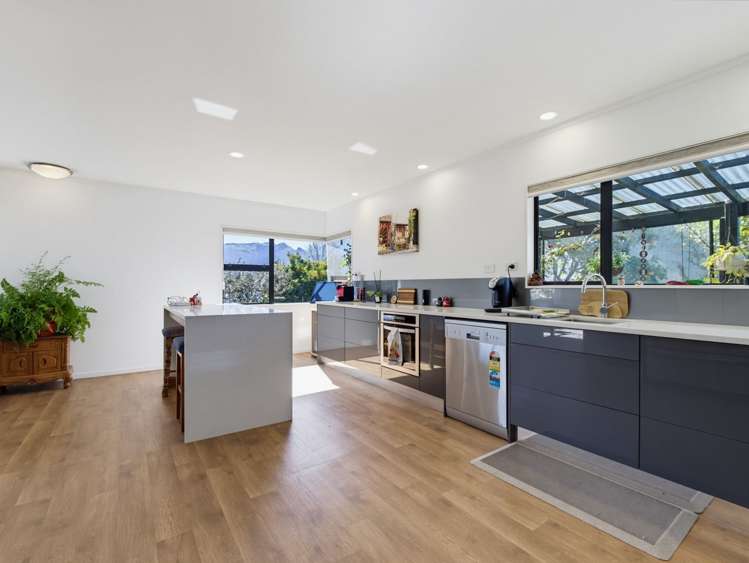 2 Islington Terrace Waihi_2