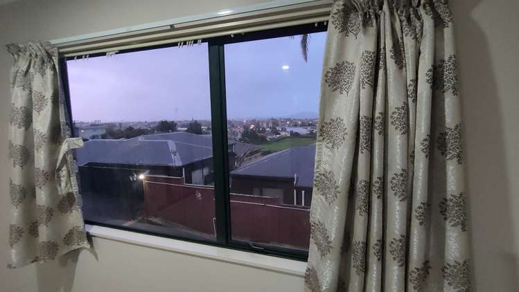 2 Zambezi Lane Mount Roskill_9