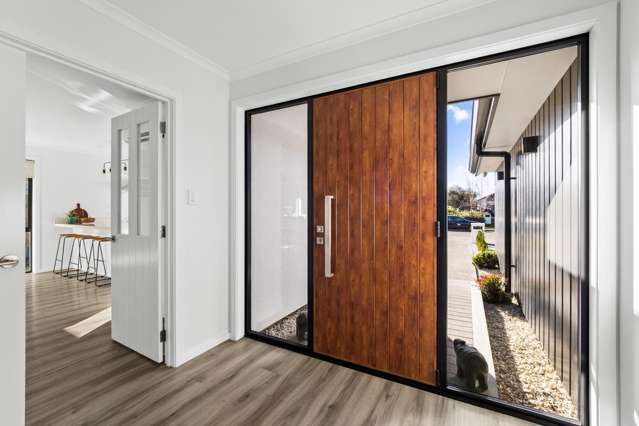 8 Redhaven Rise Netherby_1