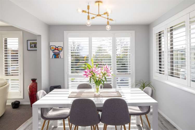 27 Gunns Crescent Cashmere_16