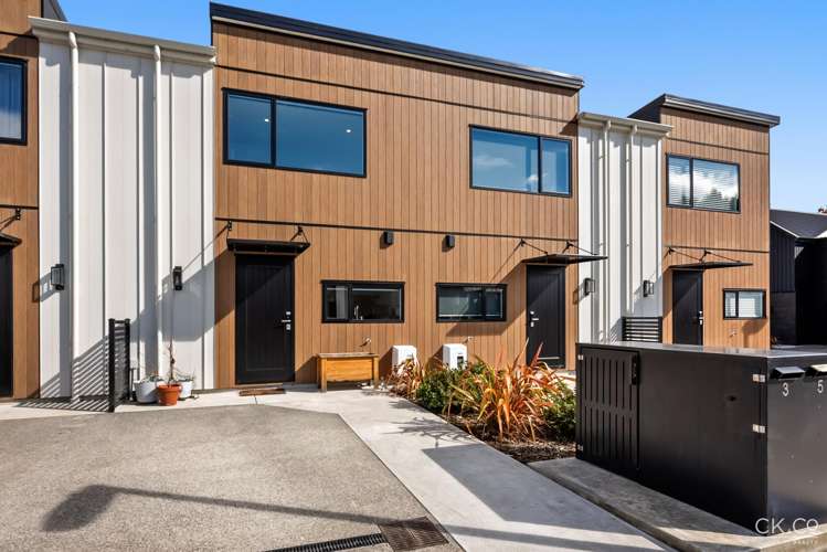 3 Reakes Crescent Wallaceville_15