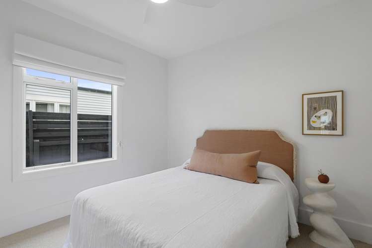 17 Searells Road Strowan_19