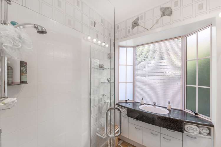 4 Crown Road Tindalls Beach_10