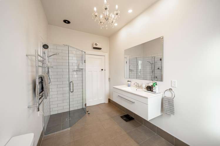 247 Herbert Street Windsor_24