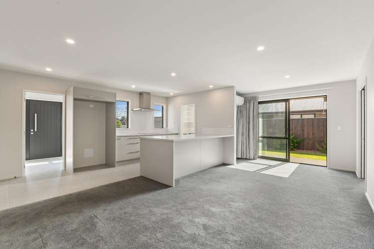 130 Shillingford Boulevard_4