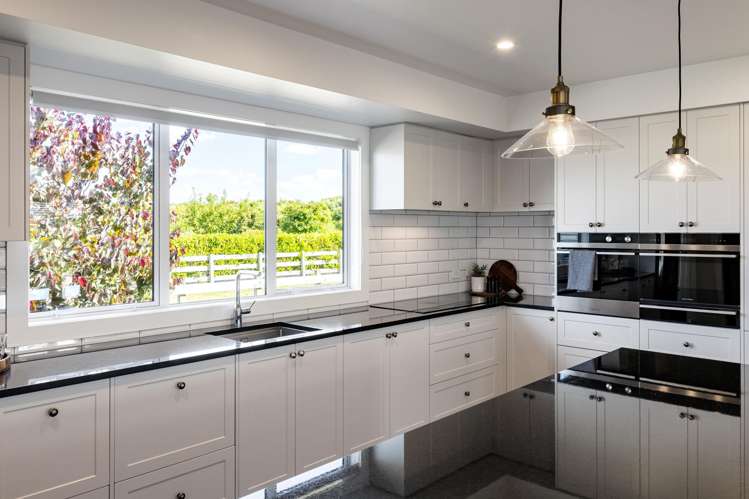 45 Alan Livingston Drive Cambridge_14