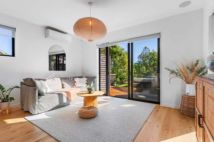 152 Buckley Avenue Hobsonville_13