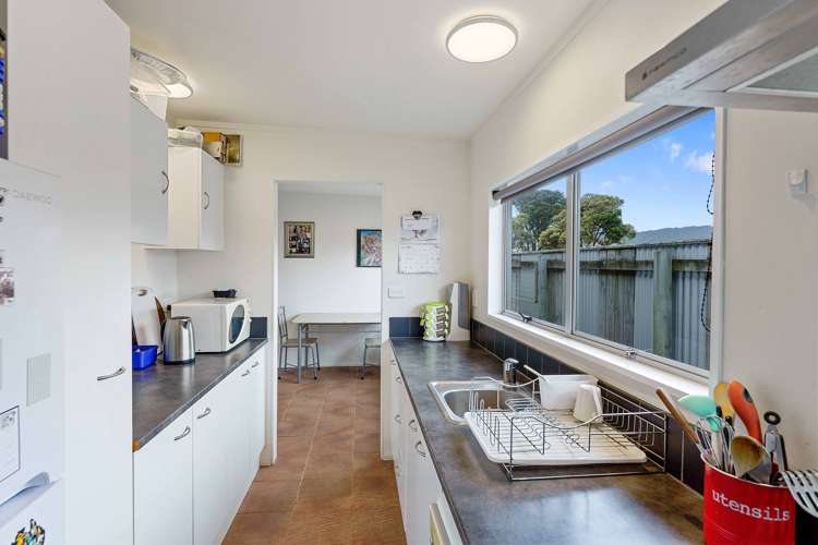 16 Eruini Street Waikanae Beach_8