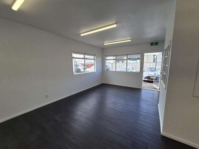 Unit 2, 9  Arko Place Paraparaumu_2