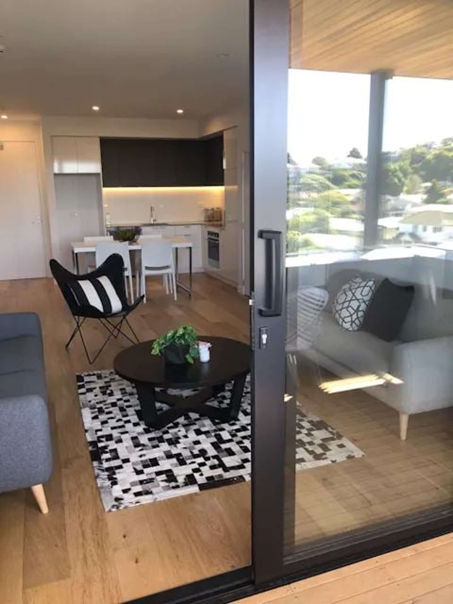 206/1 Kimiora Street Three Kings_0