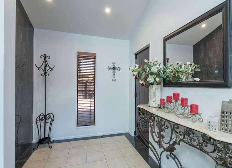 15 Antoine Grove Richmond_13