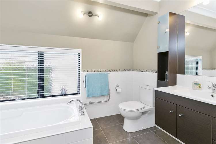 77 Smiths Road Matua_12