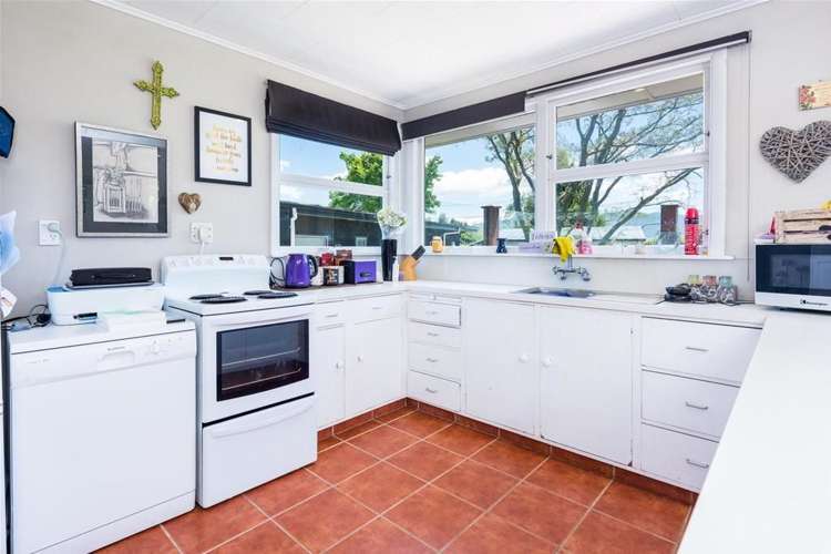 11 High Street Renwick_5