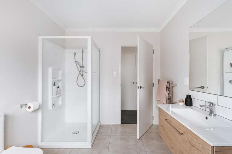 15 Godwit Lane Welcome Bay_10