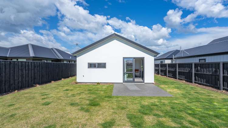 15 Mccahon Lane Rolleston_11