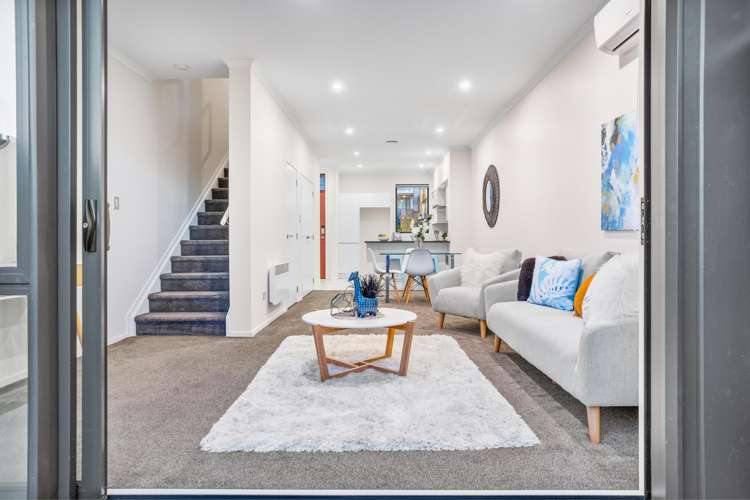 26 Hobsonville Point Road Hobsonville Waitakere City Houses for