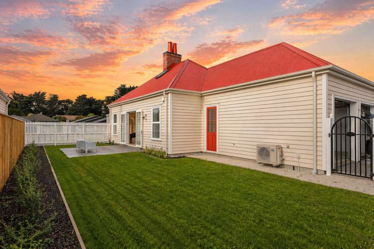 7A Waitikiri Drive Parklands_2