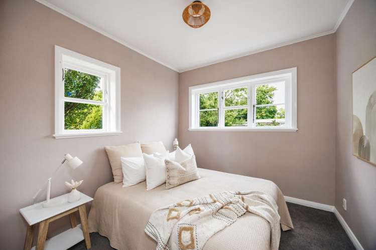 63 Savage Crescent West End_10