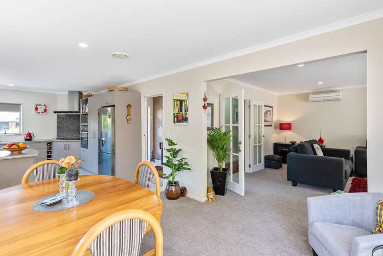 8 Leanne Way Waikanae Beach_6