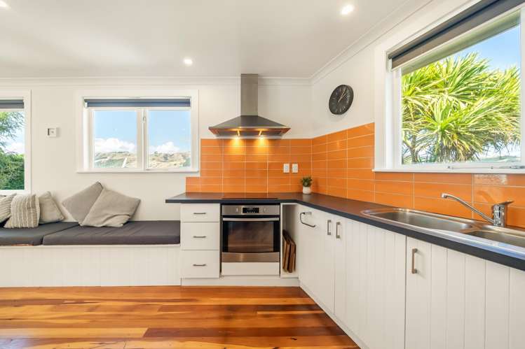 14 Kotipu Place Pukerua Bay_8