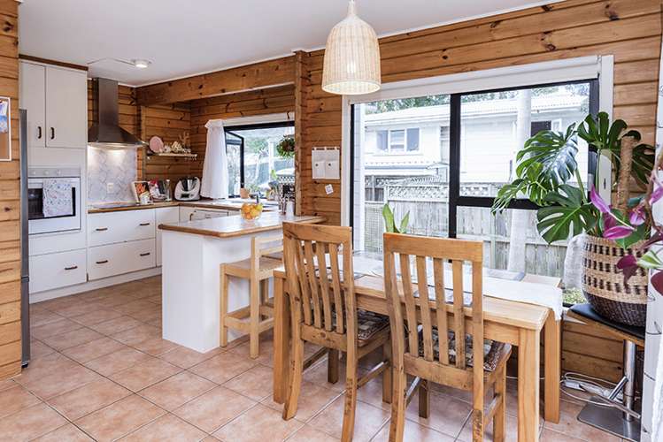 2/51 Gibraltar Street Howick_10