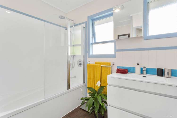 17 Saint Peters Street Northcote_12