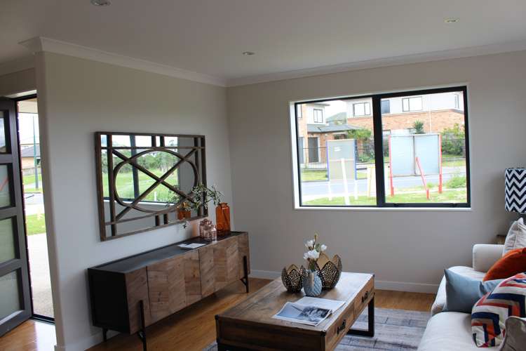 93 Naylors Drive Mangere_2