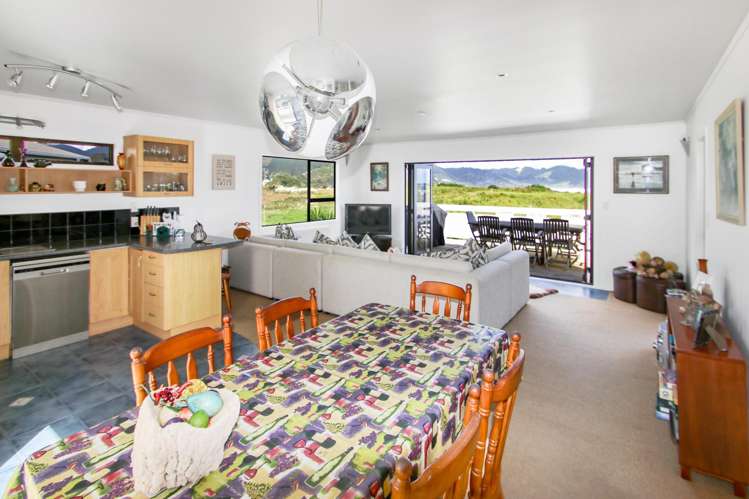 17 Kotare Street Ahipara_3