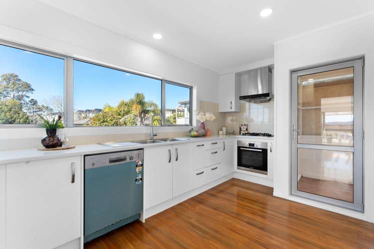 32 Letterkenny Place Blockhouse Bay_12