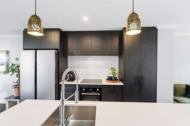 21 Seafarer Crescent Stanmore Bay_3