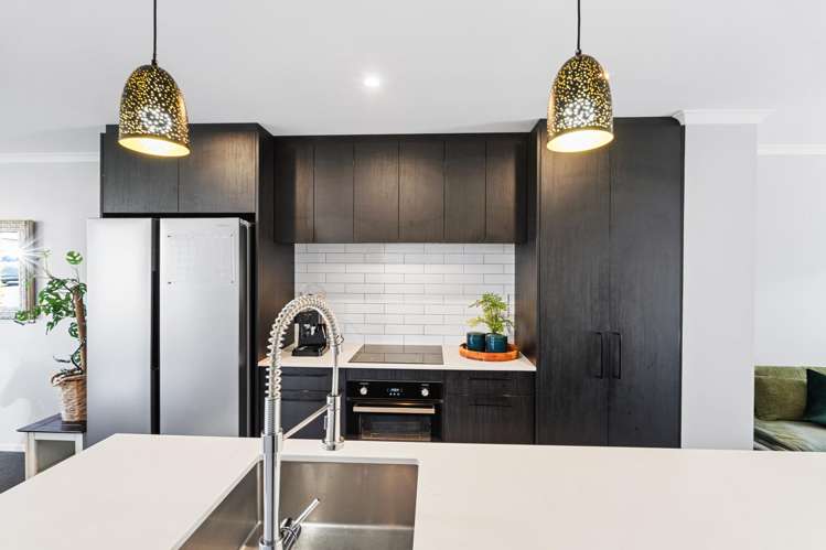 21 Seafarer Crescent Stanmore Bay_2