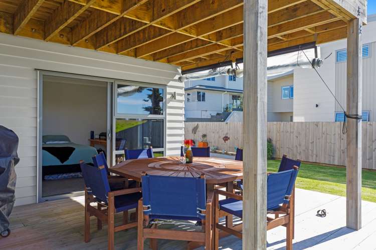 11 Commodores Close Coastlands_15