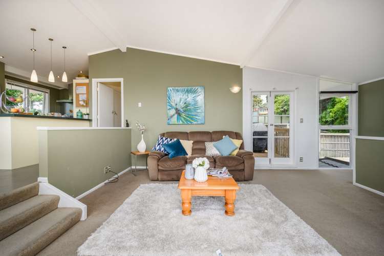 17 Freyberg Place Howick_5