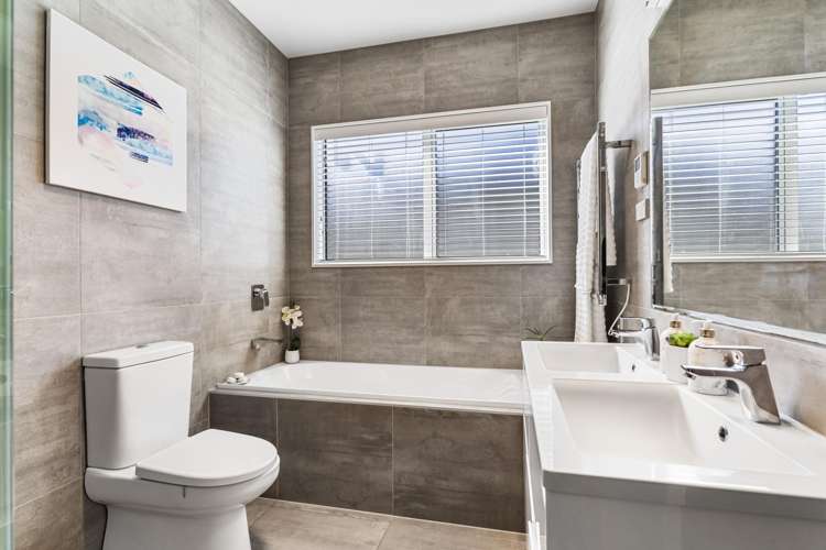 63 Seventh View Avenue Beachlands_20