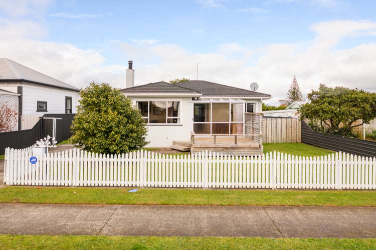 1 Montagu Street Feilding_8