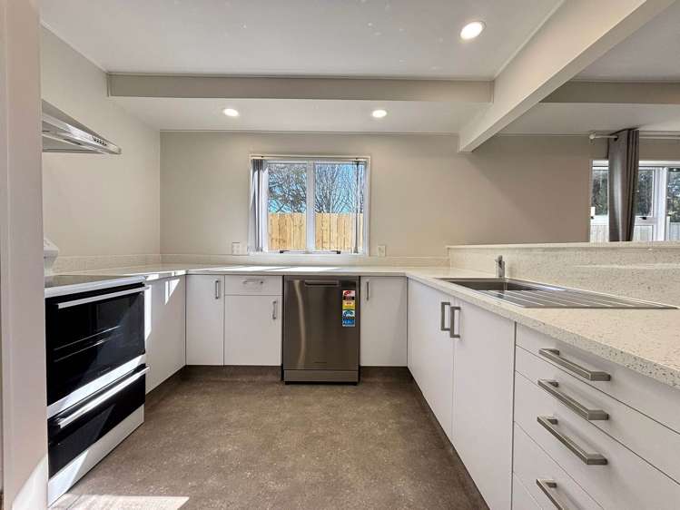 18B Harbour View Road Te Atatu Peninsula_11