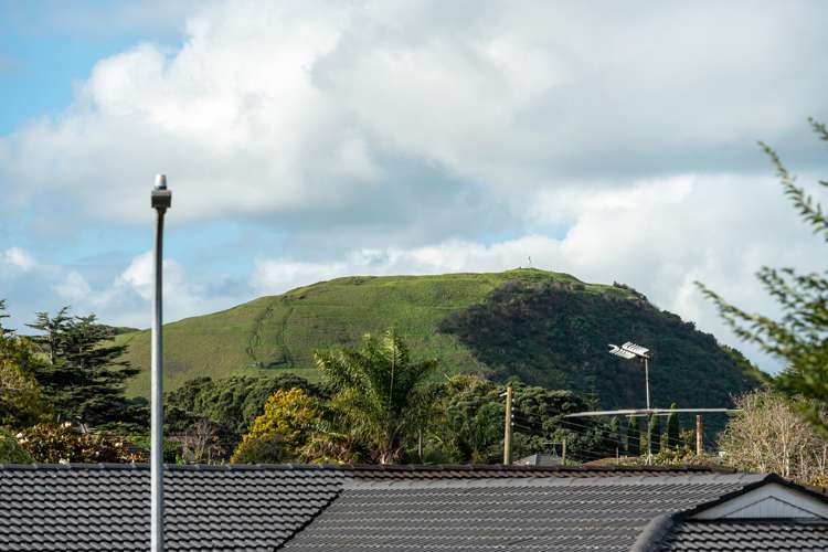 5 Motu Place Mount Wellington_13