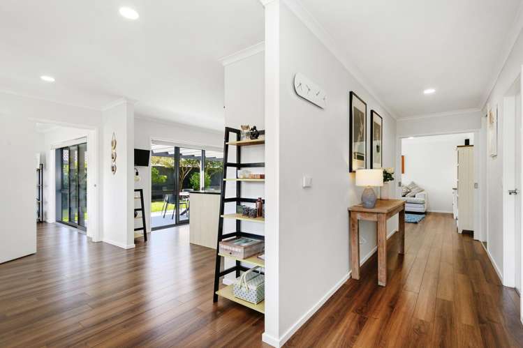 175 Woodman Drive Tawa_14