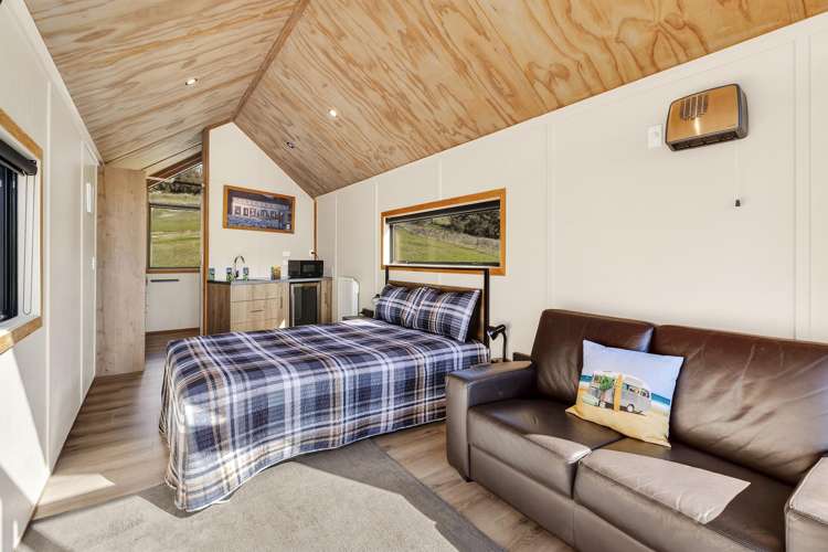 98 Riverview Road Queensberry_18