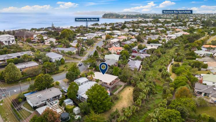 6 Donald Street Stanmore Bay_8