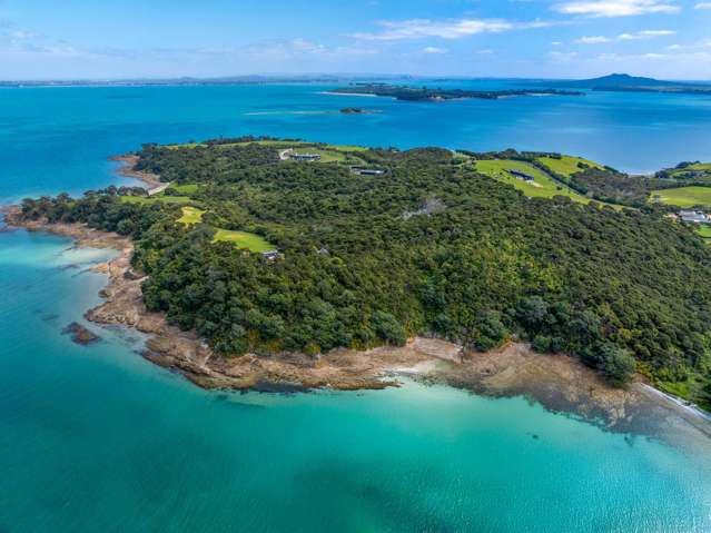 Discover a landmark Waiheke Island estate